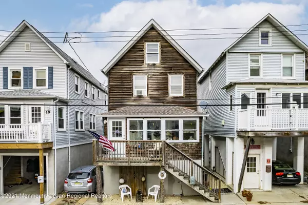 17 Center Street, Sea Bright, NJ 07760