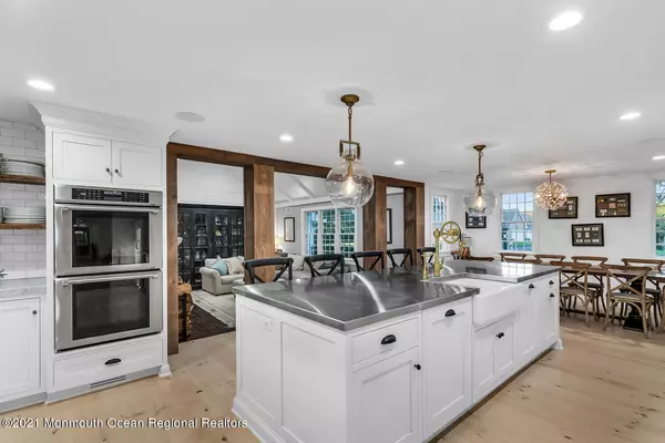 Rumson, NJ 07760,54 Wardell Avenue