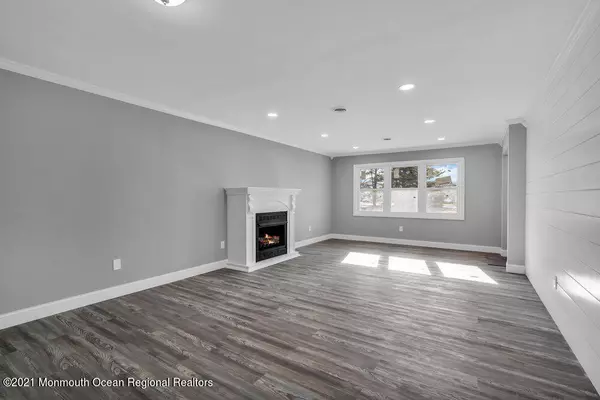 Toms River, NJ 08757,10 Herald Court