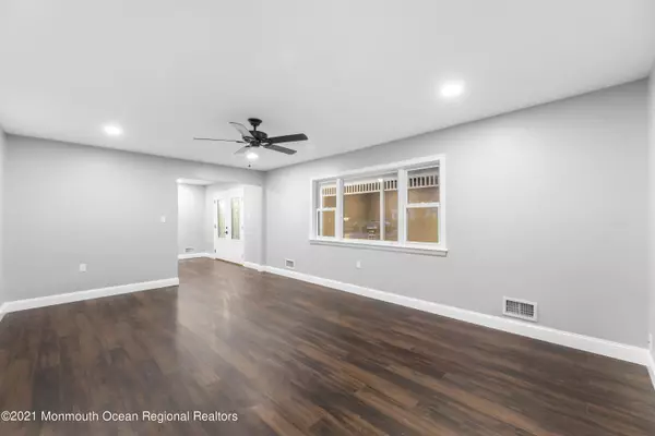 Millstone, NJ 08510,26 Squan Road