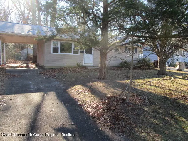 26 Anchorage Boulevard, Bayville, NJ 08721