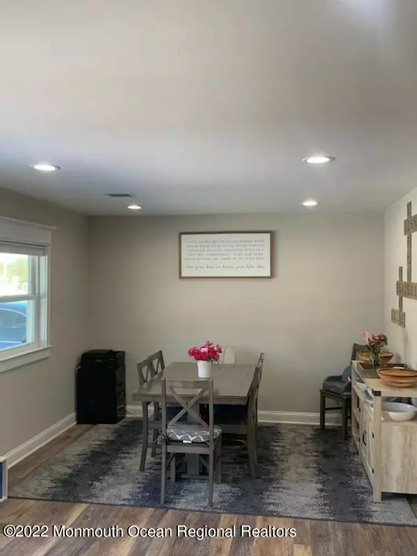 Freehold, NJ 07728,16 Irwin Avenue