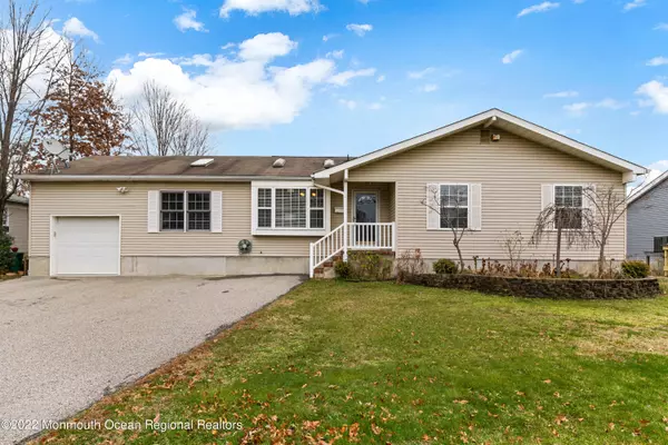 Atlantic Highlands, NJ 07716,22 Avenue B