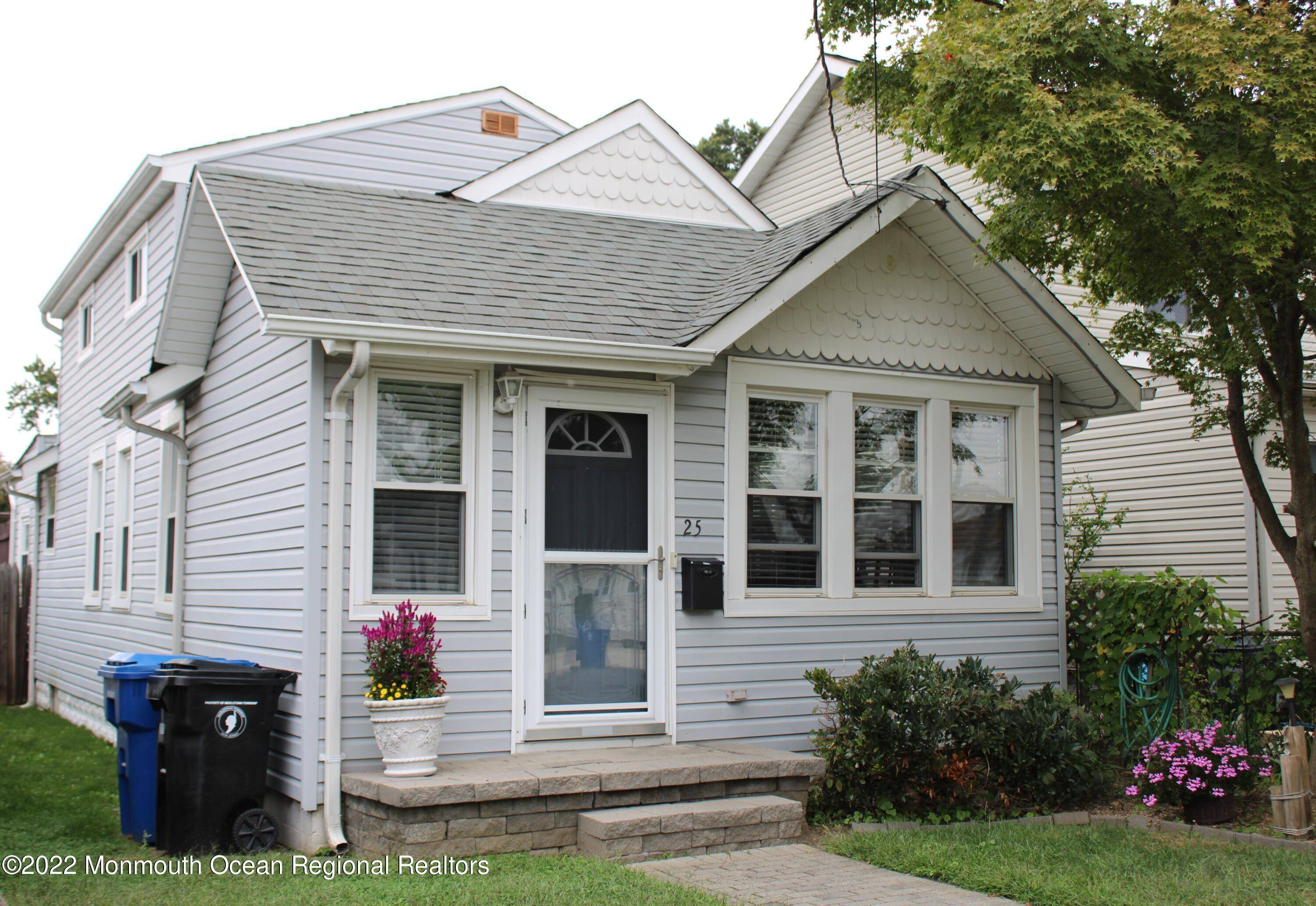 North Middletown, NJ 07748,25 Essex Street