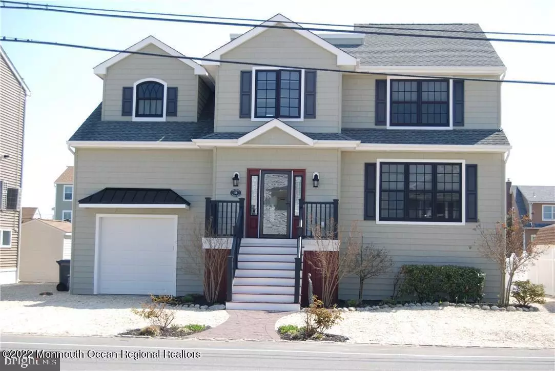 Manahawkin, NJ 08050,59 Morris Boulevard