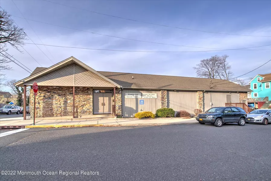 53 Division Street, Keyport, NJ 07735