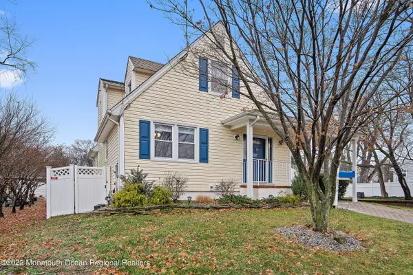 158 Washington Avenue, Matawan, NJ 07747