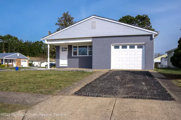 Toms River, NJ 08757,34 La Terraza Drive