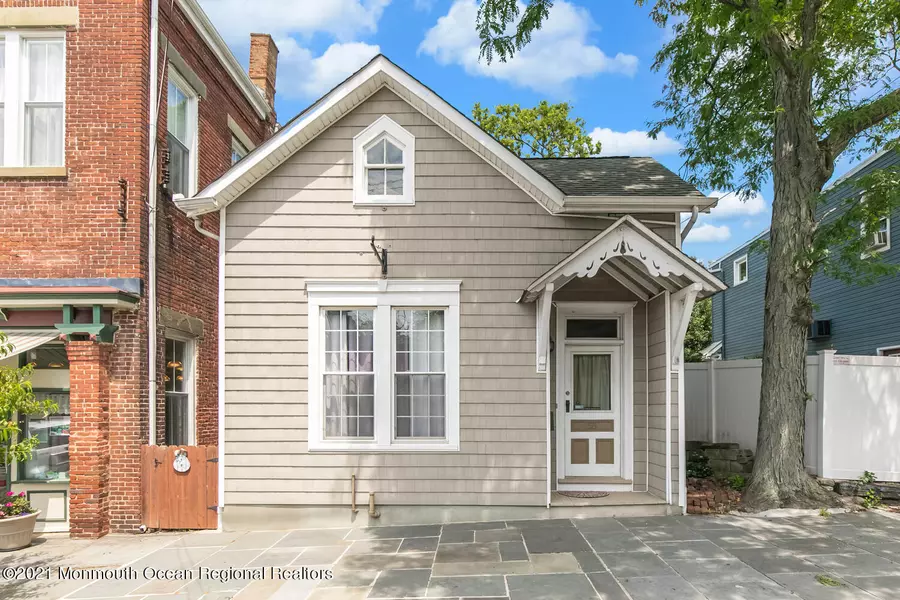 55 E Front Street, Keyport, NJ 07735