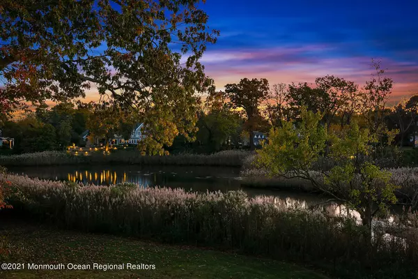 Fair Haven, NJ 07704,63 Riverlawn Drive