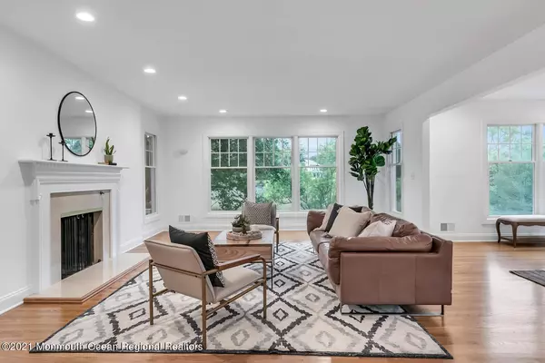 Fair Haven, NJ 07704,63 Riverlawn Drive