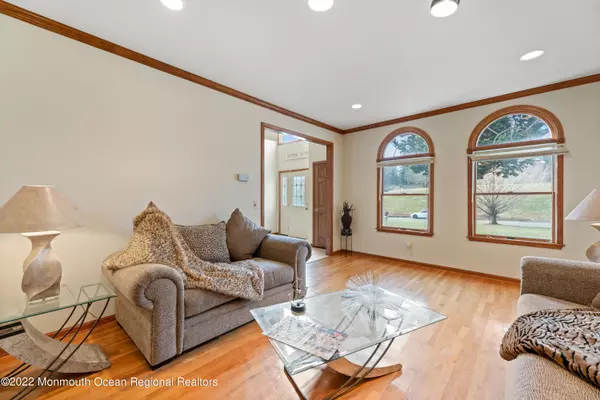 Millstone, NJ 08535,7 Holdman Place