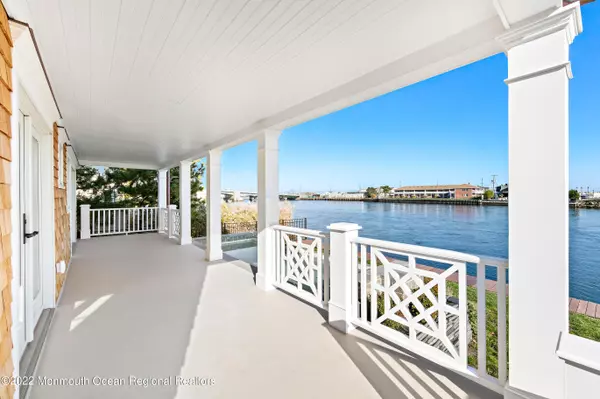 Rumson, NJ 07760,12 Packer Avenue