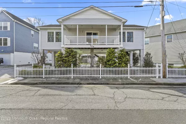 704 4th Street, Union Beach, NJ 07735