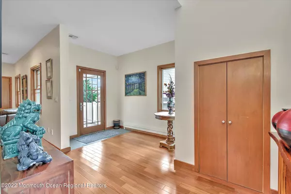 Rumson, NJ 07760,1012 Warren Street