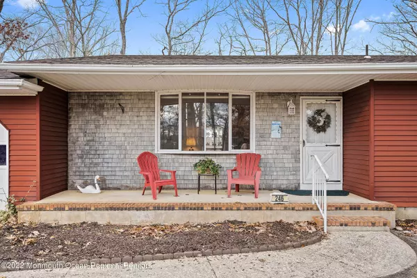 Forked River, NJ 08731,246 Hemlock Lane