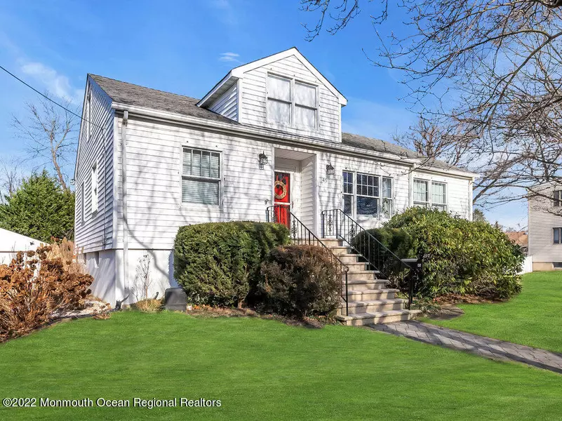 45 Shrewsbury Avenue, Oceanport, NJ 07757