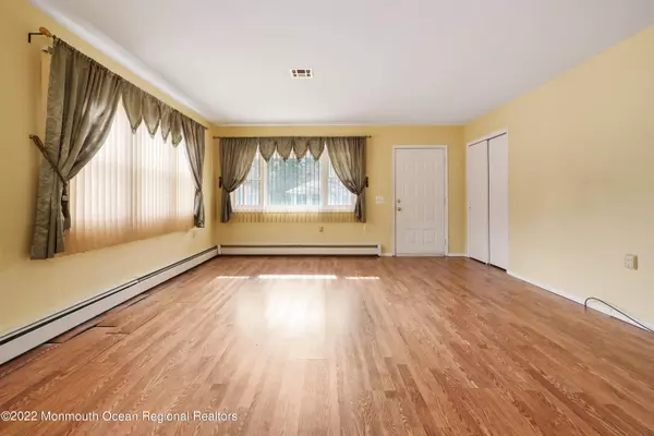 Toms River, NJ 08757,260 Costa Mesa Drive