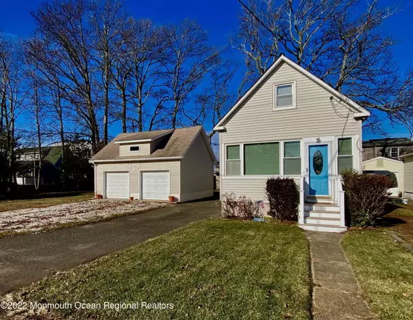 519 E Point Pleasant Avenue, Ocean Gate, NJ 08740