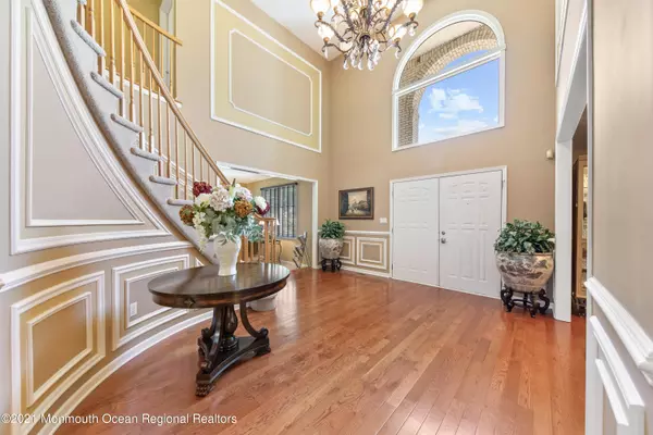 Millstone, NJ 08510,26 Carriage Way