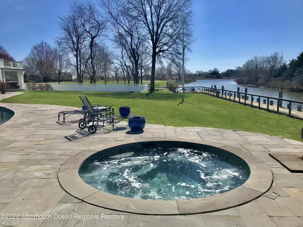 Rumson, NJ 07760,34 Riverside Drive