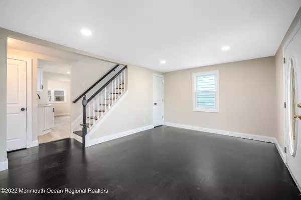 Woodbridge, NJ 07095,263 Saint James Avenue