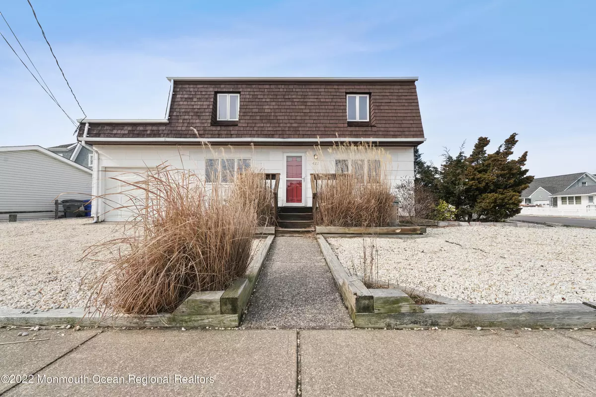 Lavallette, NJ 08735,421 Hialeah Drive