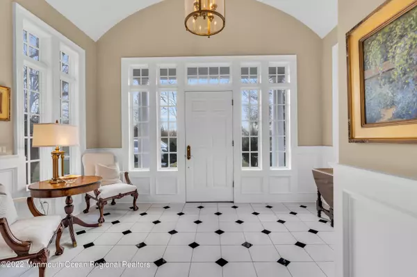 Rumson, NJ 07760,2 Allencrest Road