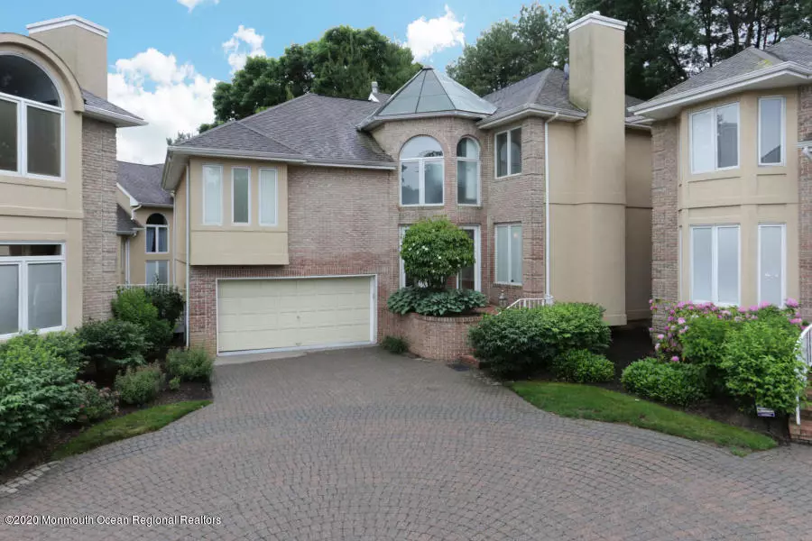 12 Baltusral Court, Holmdel, NJ 07733