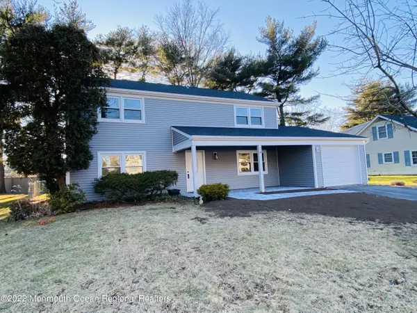 Matawan, NJ 07747,18 Ivy Hill Drive