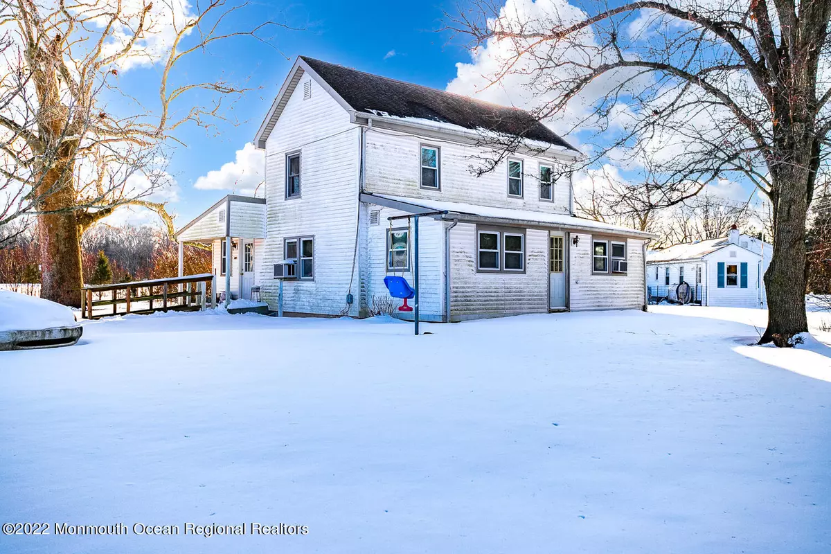 Cream Ridge, NJ 08514,837 Route 537