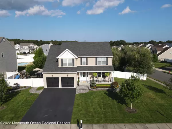 2 Pilot Court, Barnegat, NJ 08005