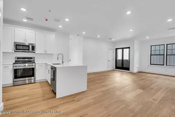 Point Pleasant Beach, NJ 08742,1801 Route 35 #10