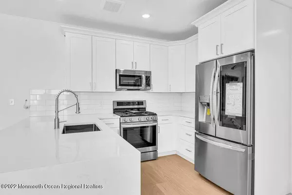 Point Pleasant Beach, NJ 08742,1801 Route 35 #4