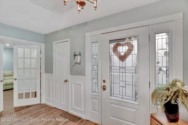 Old Bridge, NJ 08857,33 Ponderosa Lane