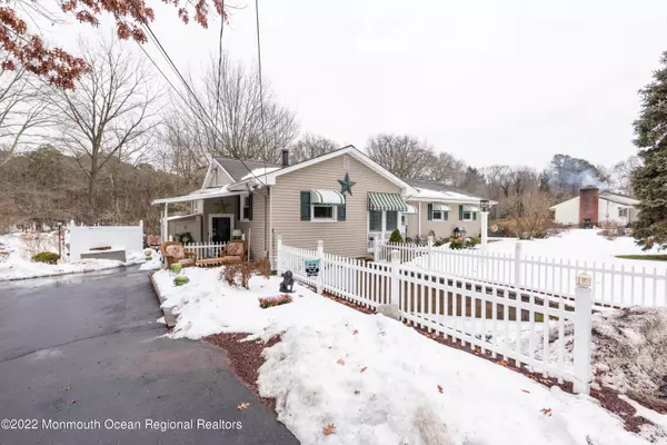 Farmingdale, NJ 07727,321 Colts Neck Road