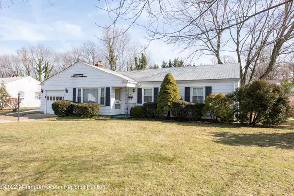 Shrewsbury Boro, NJ 07702,151 Beechwood Drive