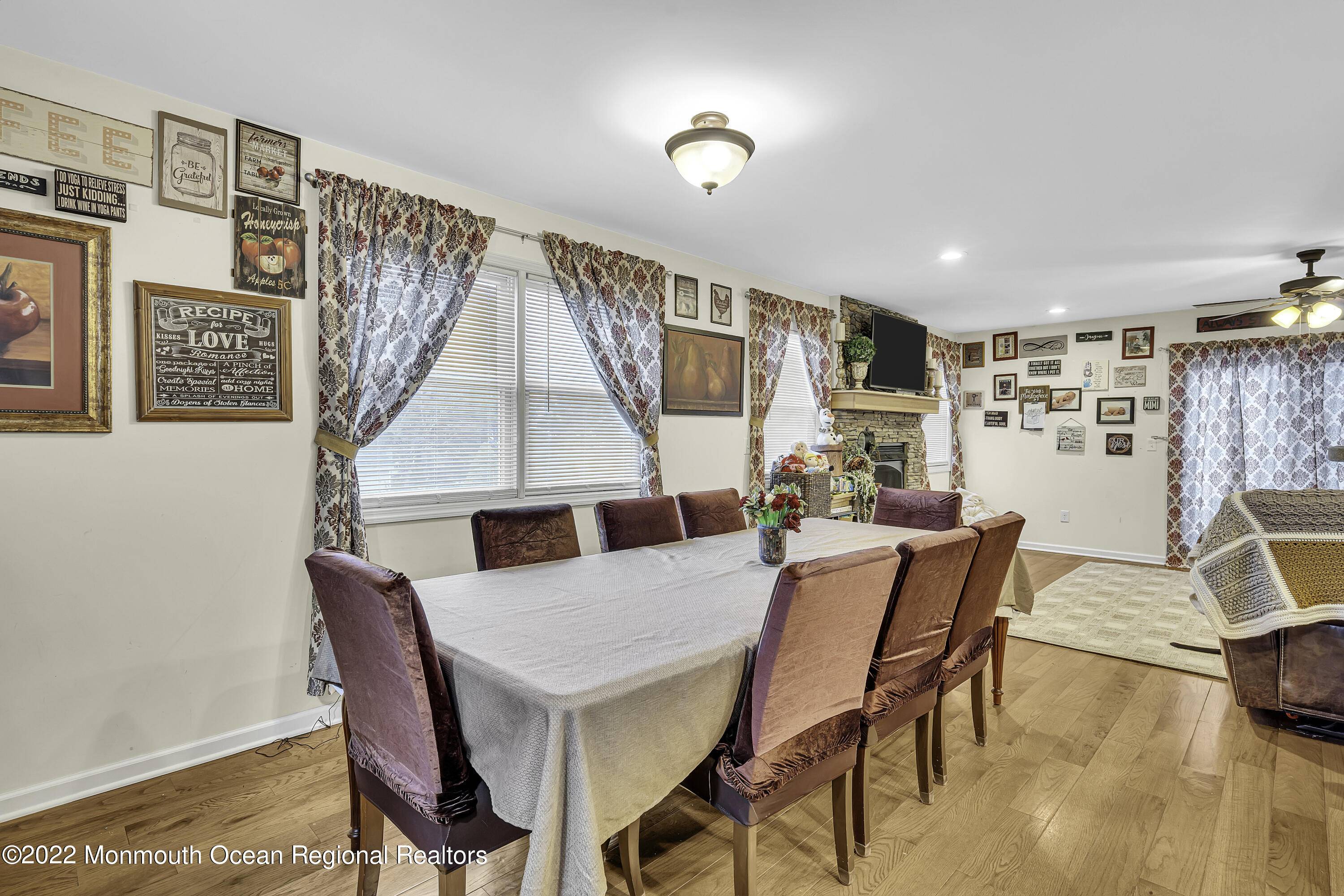Leonardo, NJ 07737,13 Appleton Avenue