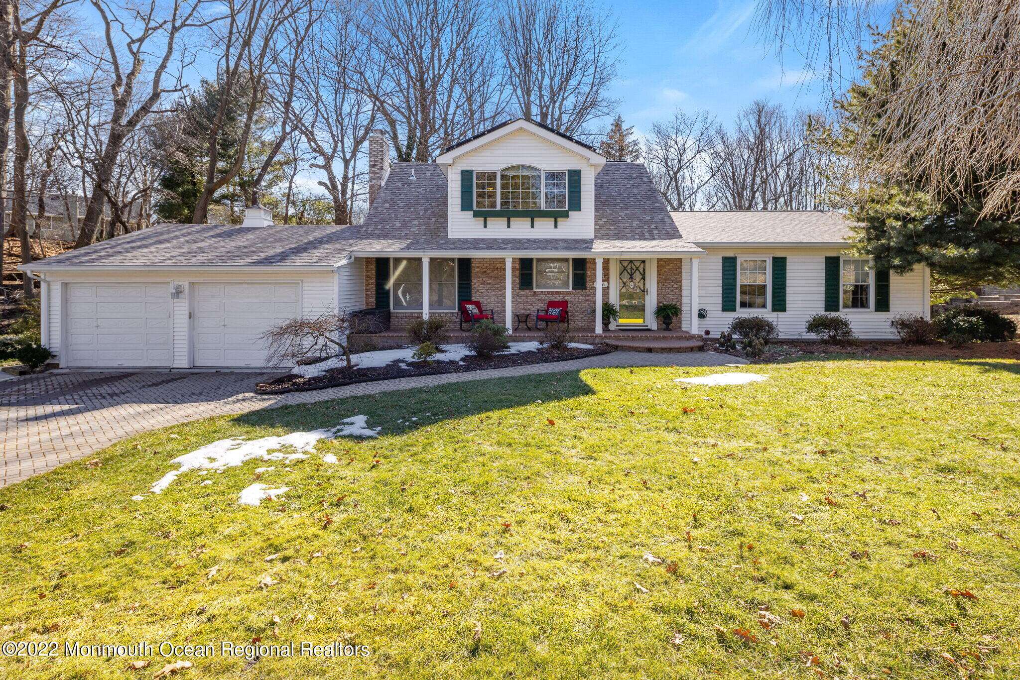 826 Kings Court, Middletown, NJ 07748