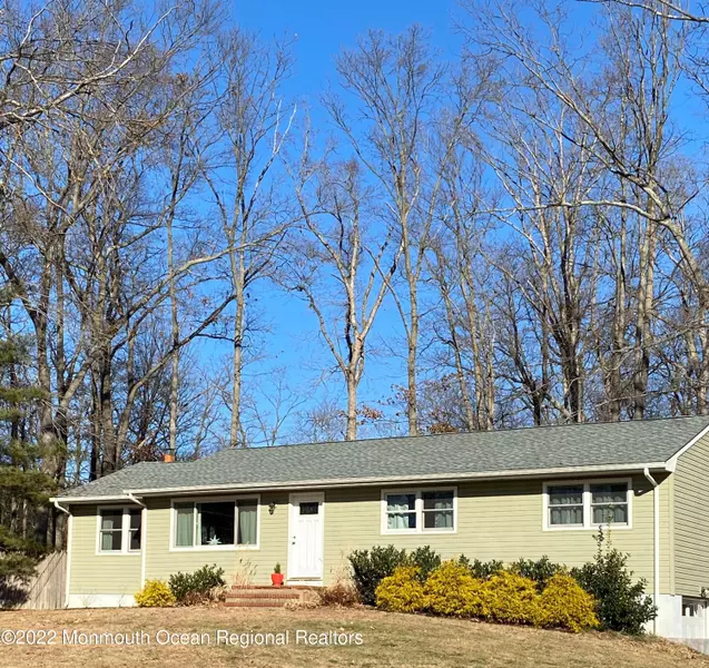 28 Waters Lane, Millstone, NJ 08535