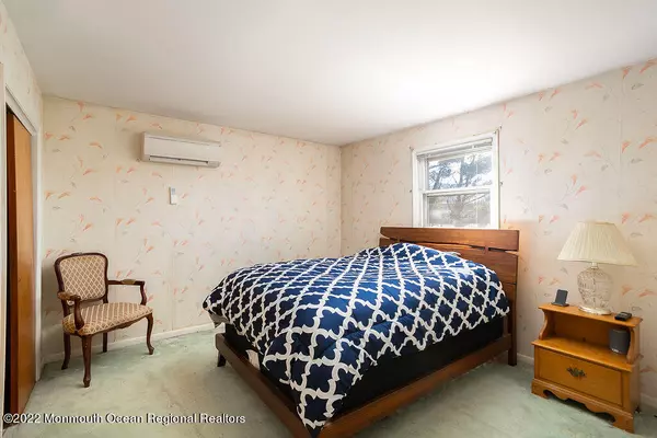 Cookstown, NJ 08511,11 Kennedy Drive