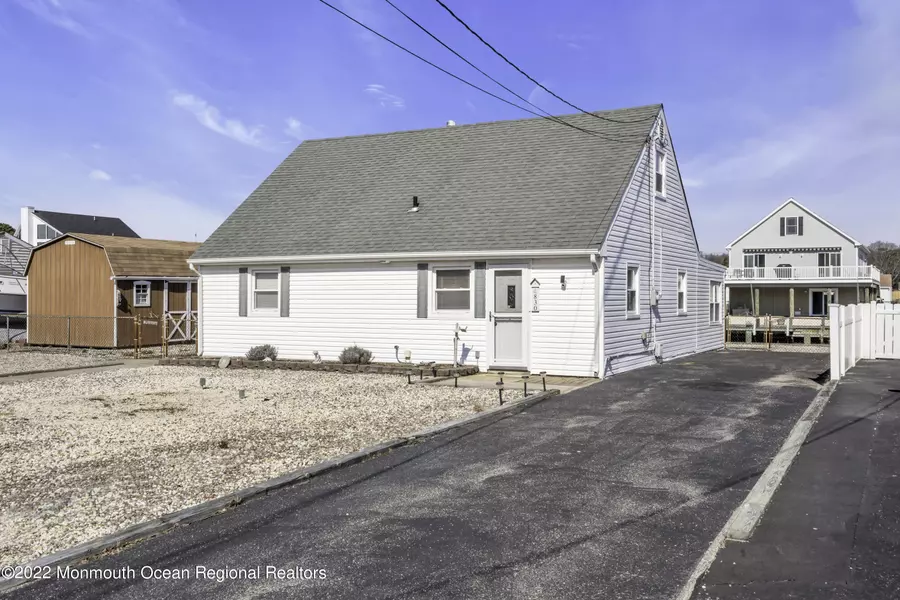 830 Laurel Boulevard, Lanoka Harbor, NJ 08734