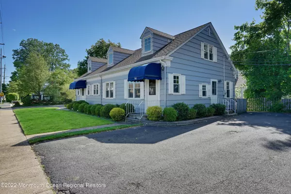 Sea Girt, NJ 08750,701 New York Boulevard