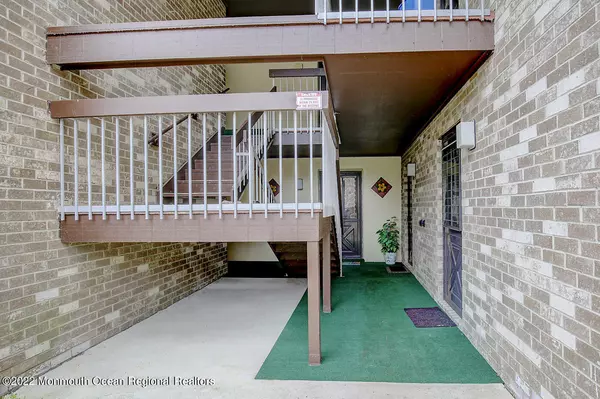 Englishtown, NJ 07726,93 Arrowood Road #E