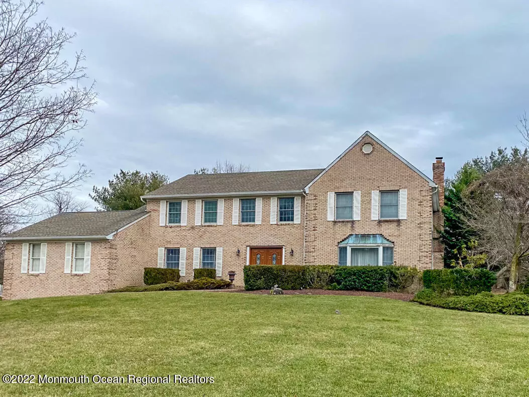 Holmdel, NJ 07733,8 Wingate Terrace