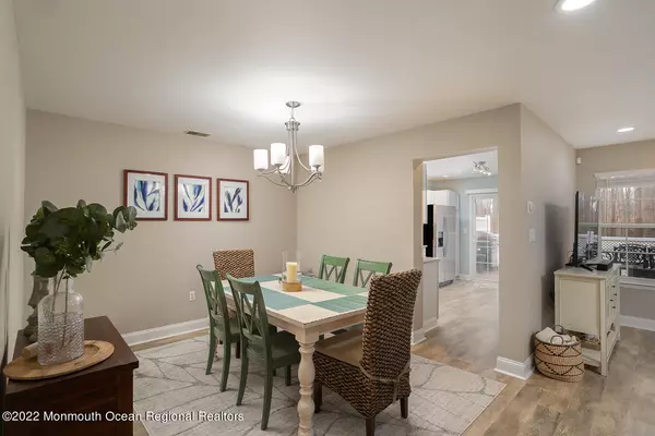 Manalapan, NJ 07726,45 Whitemarsh Drive