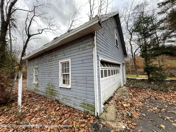 Raritan Twp, NJ 08822,95 Barton Hollow Road