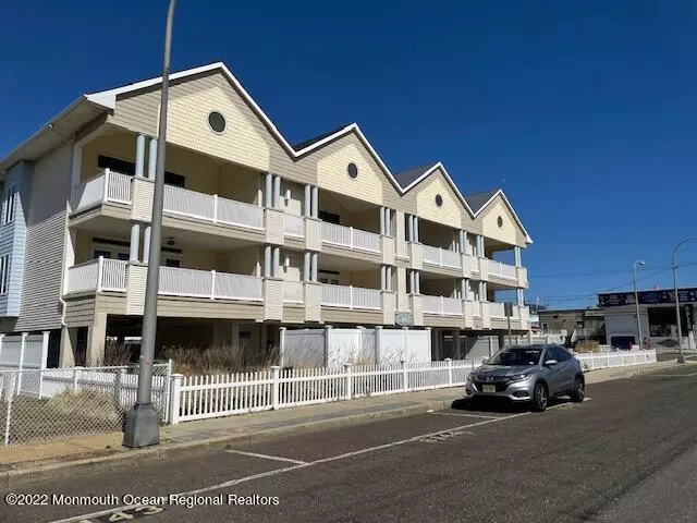 Seaside Heights, NJ 08751,18 Sheridan Avenue #2