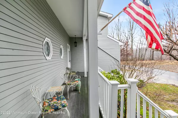 Atlantic Highlands, NJ 07716,14 Buttermilk Ridge Road