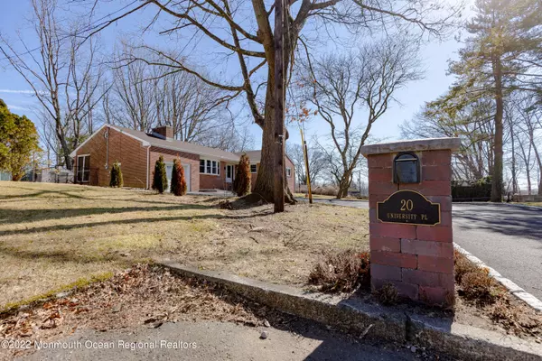 Parlin, NJ 08859,20 University Place